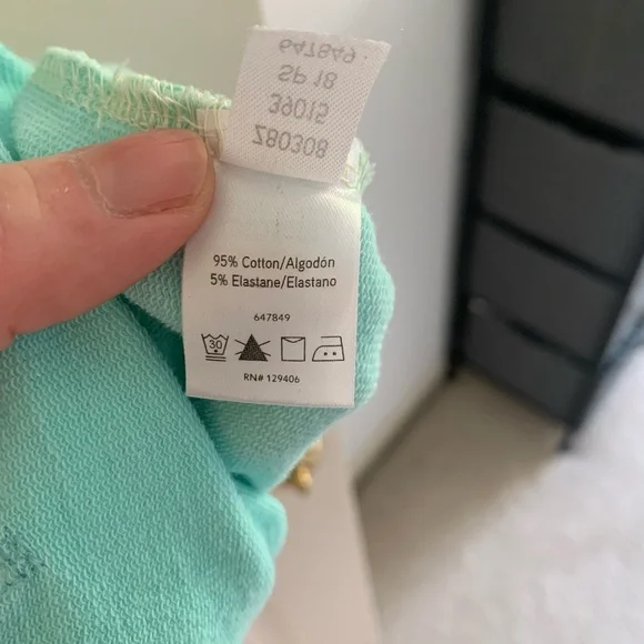 VENUS Ombré Pullover Hoodie - Picture 6 of 7